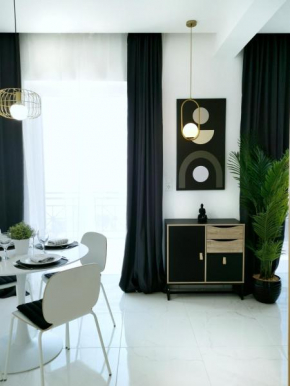EL Central Studio